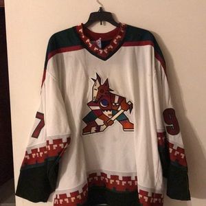 Men’s hockey jersey